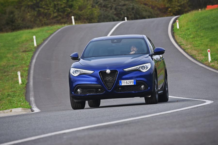  Alfa Romeo Stelvio Sprint (949) 2019 года  (фото 18 из 45)